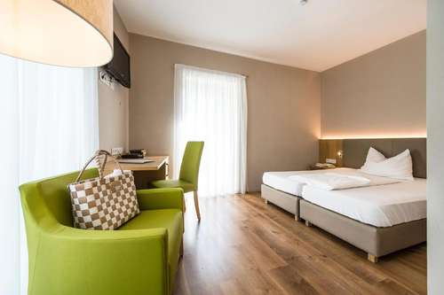 www.hotelsteiner.com