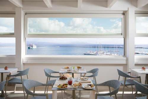 www.hotelriviera-carloforte.com