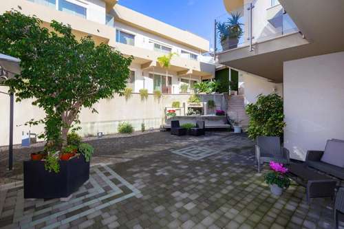 www.zeusresidencehotel.it