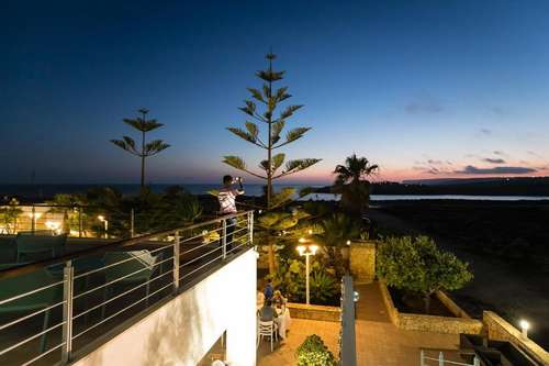 www.hotelcavallucciomarino.com