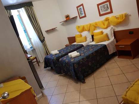 www.hotelcavallobianco.com