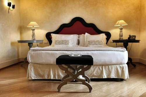 www.sirihotelfano.it