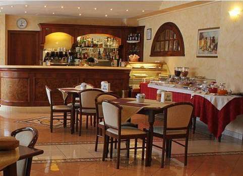 www.hotelilfocolare.com