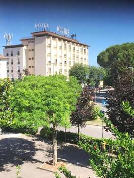 www.hotelalcide.com