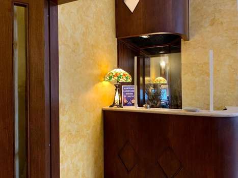 www.bonazzihotel.com