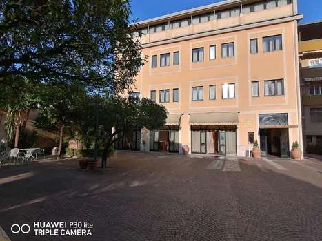 www.hotelgiardinodegliaranci.it