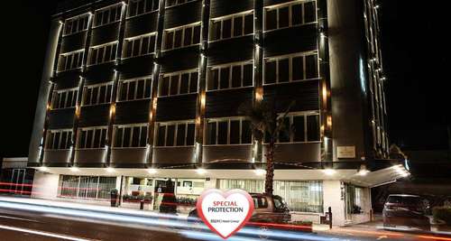 www.hoteljfknapoli.it