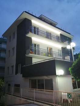 www.brennerohotelrimini.it