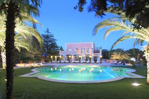 www.relaisvillasanmartino.it