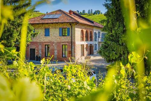 www.cascinabo.it