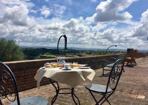 www.palazzodivalli.it