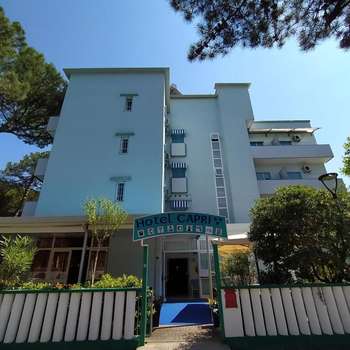 www.hotelcaprisas.it