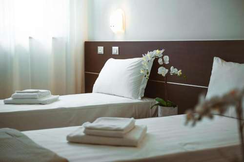 www.albergocommercio.it