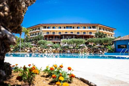 www.hotelresidencesantachiara.it