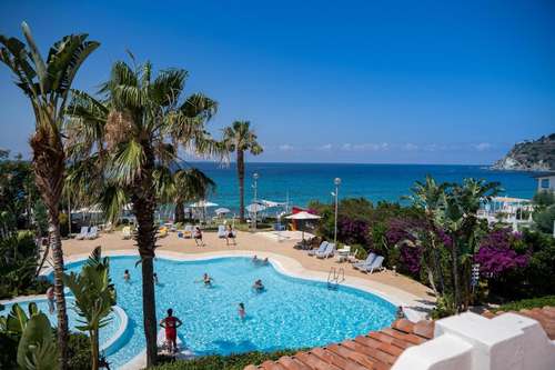 www.hotelipomeaclub.com
