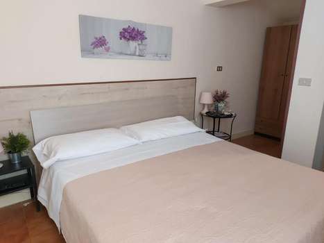 www.bookinitaly.com