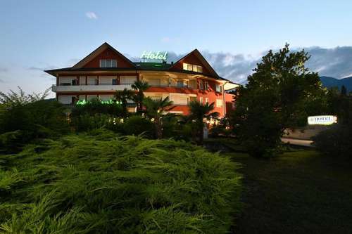 www.internazionale-hotel.com