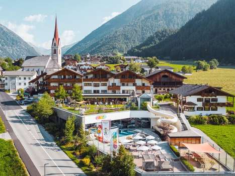 www.hotelhuber.com