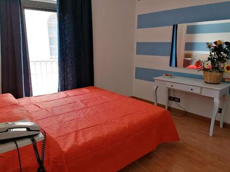 www.hotel900caltanissetta.com