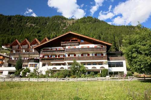 www.hotelalpenland.com