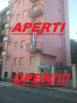 www.hotelbristolsestomilano.com