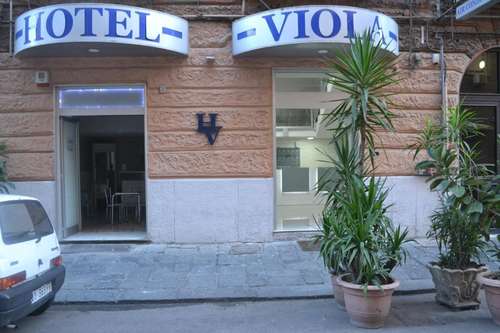 www.hotelviolanapoli.it