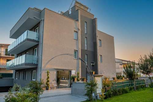 www.hotelcalypsosalerno.com
