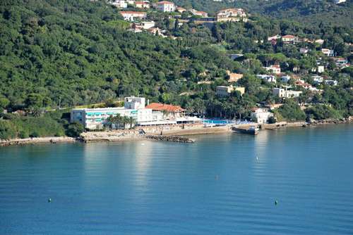 www.hotelmagacirce.it