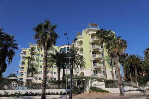 www.smeraldosuitehotel.com