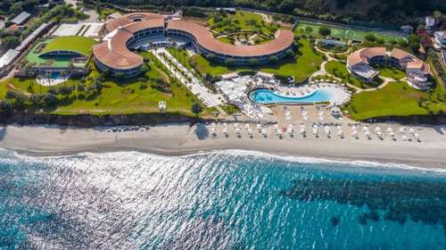 www.capovaticanoresort.it