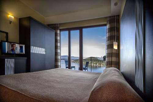 www.hotelristorantesancarlo.it