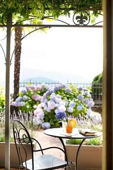 www.relaisvillaporta.com