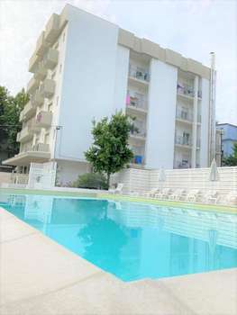www.hotelvilladelparco.net