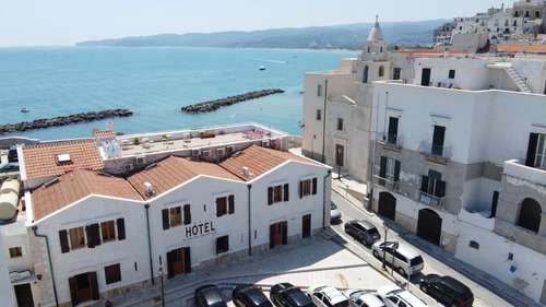 www.hotelpuntasanfrancesco.it