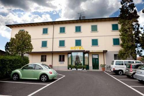 www.hotelpalazzaccio.it