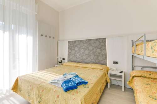 www.albadorohotel.it