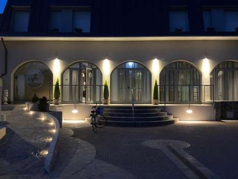 www.cavallobianco.it