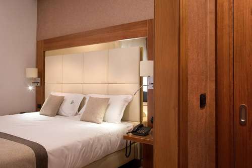 www.americanhotelnapoli.it