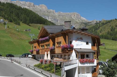 www.hotelmesdi.com