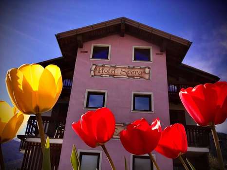 www.hotelspera.it