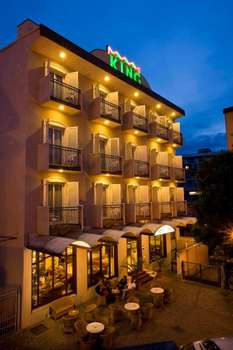 www.hotelkingrimini.com