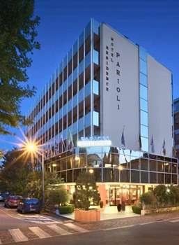 www.hotelpariolirimini.it