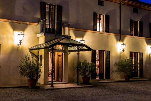 www.villadom.it