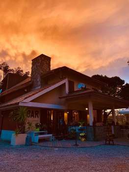www.hotelilcollemonterosso.it