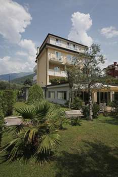 www.hotel-villaverde.it