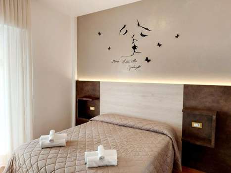 www.hotelmonicarimini.it