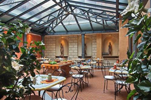 www.hotelalbafirenze.it