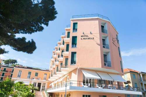 www.hotel-sanmichele.it