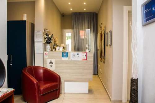 www.hotelsantorsola.it