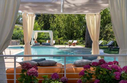 www.stmauritiushotel.com